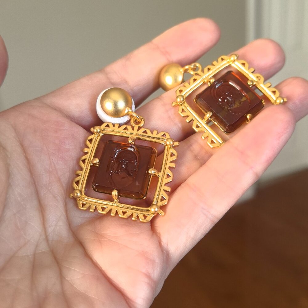 earrings - Picture 7 of 7